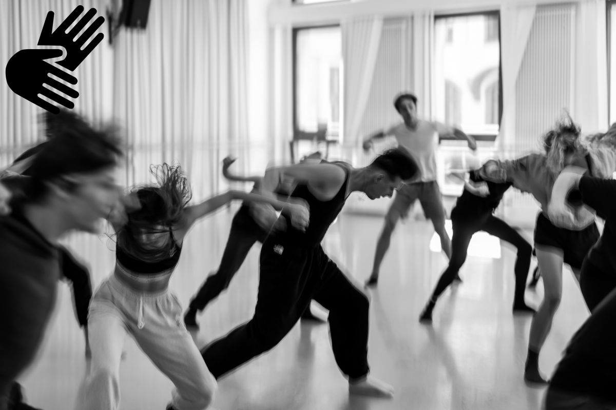 Tanz mich, ich bin der Kunstbau